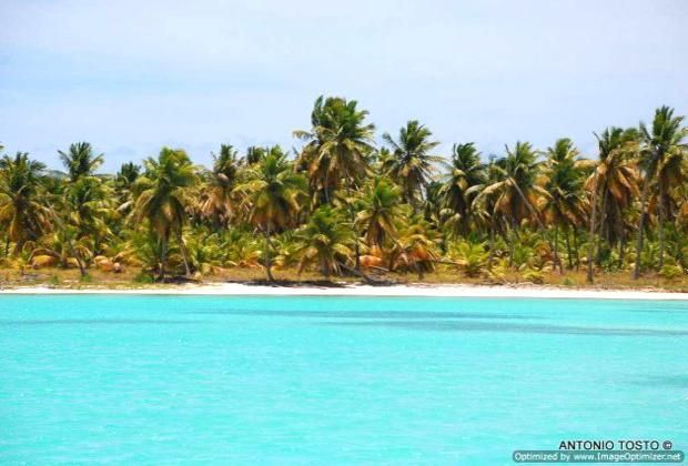 Shore line of the National Park del Este, Bayahibe